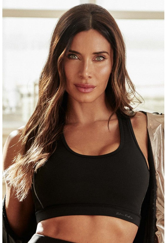 Sujetadores para hacer yoga o pilates. Los modelos deportivos más cómodos