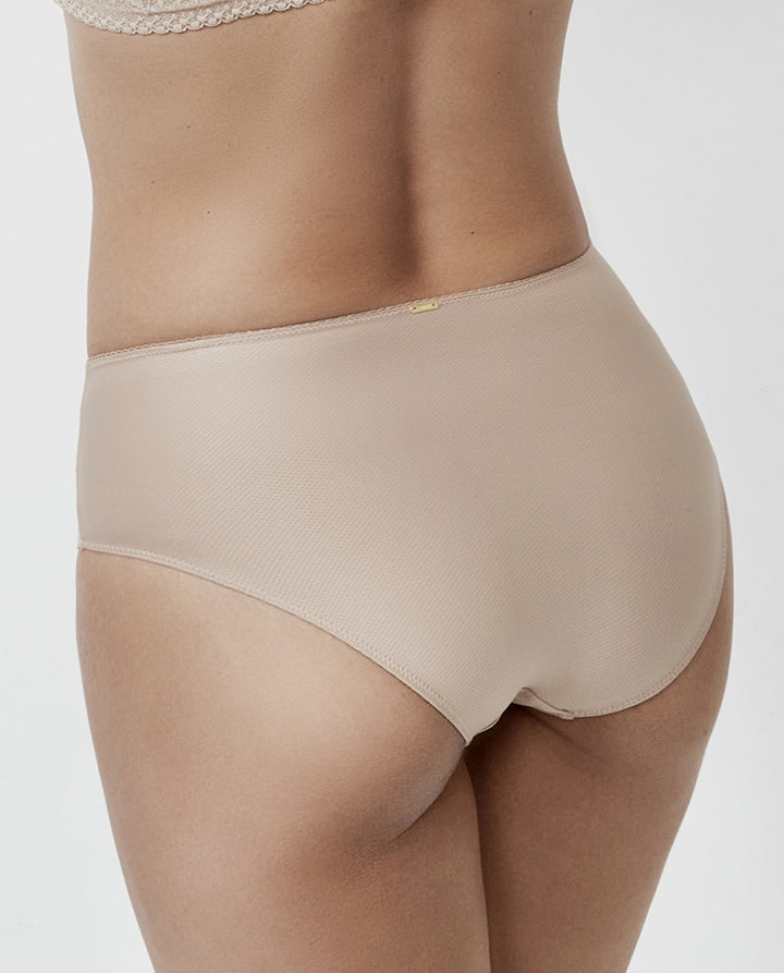 Braga alta clásica con control suave