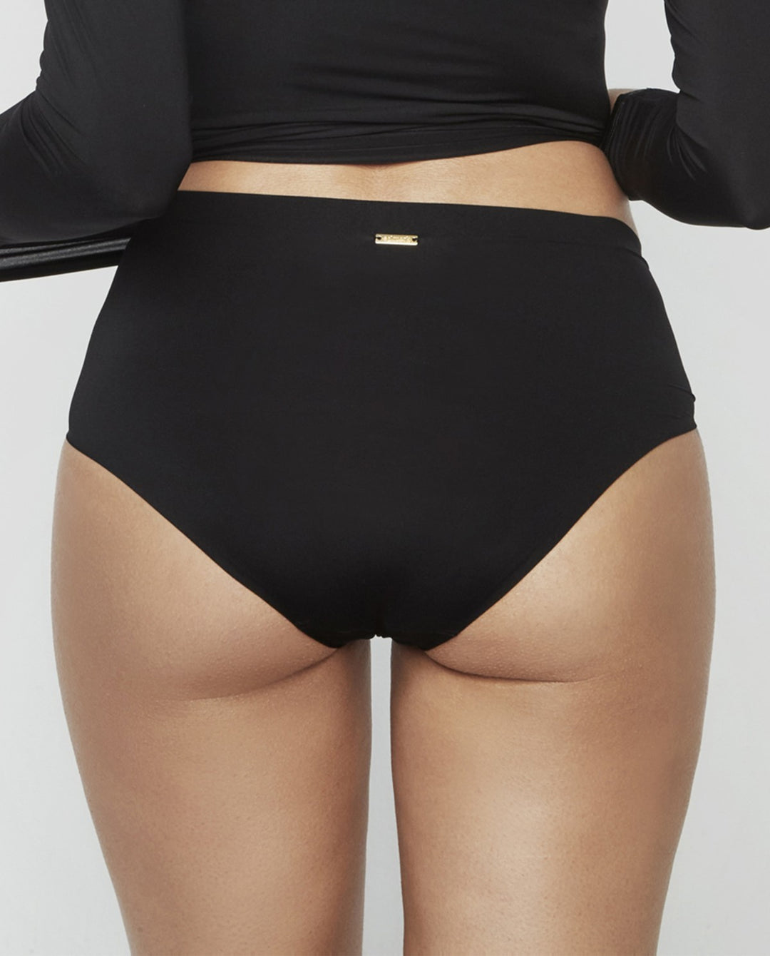 Braga alta clásica básica invisible