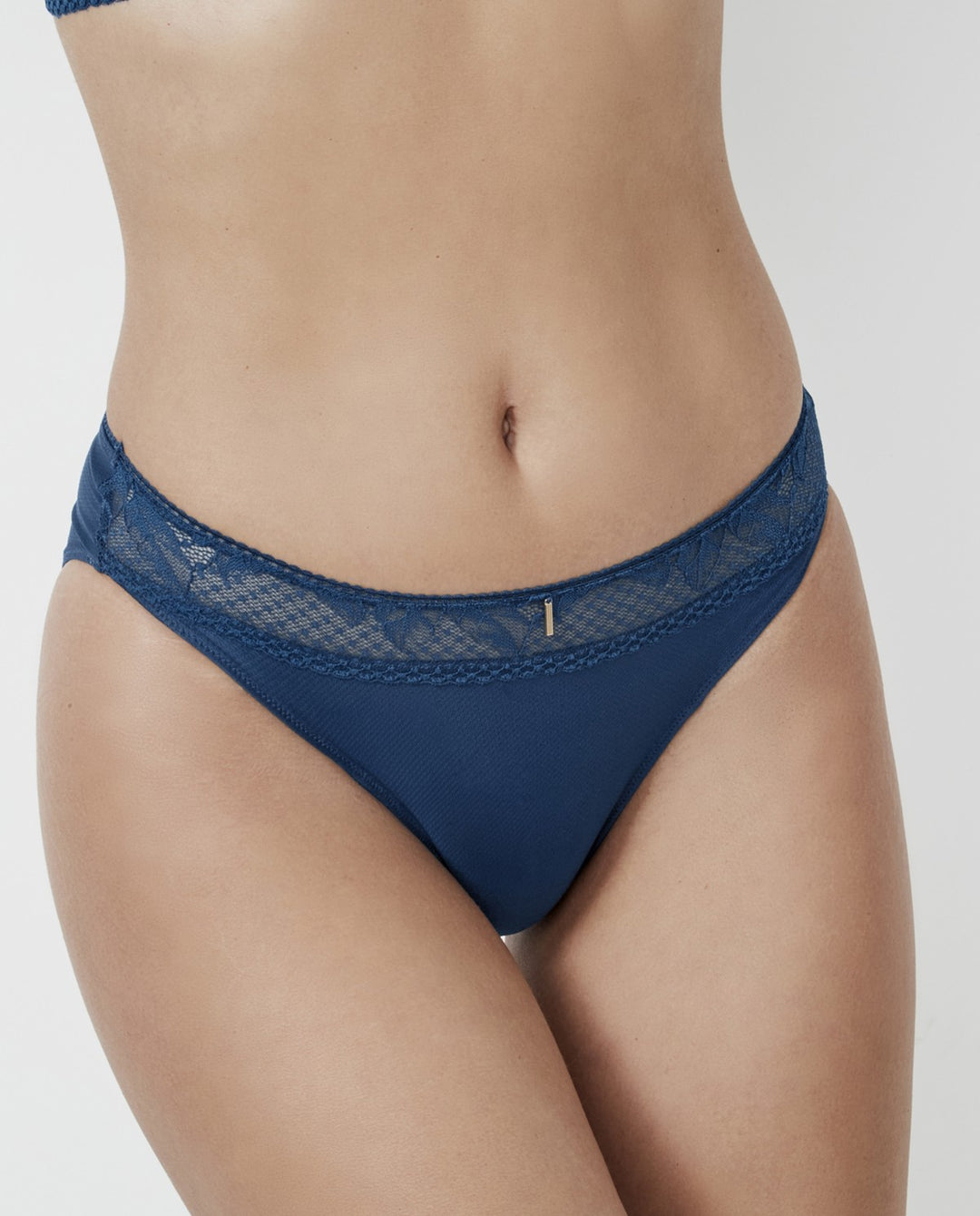 Braga bikini con encaje