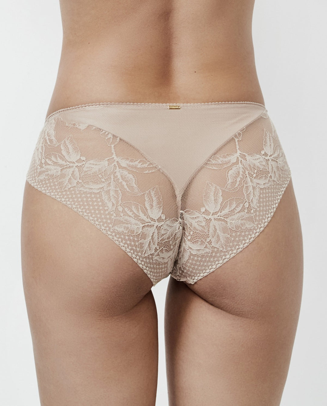 Braga bikini con encaje floral