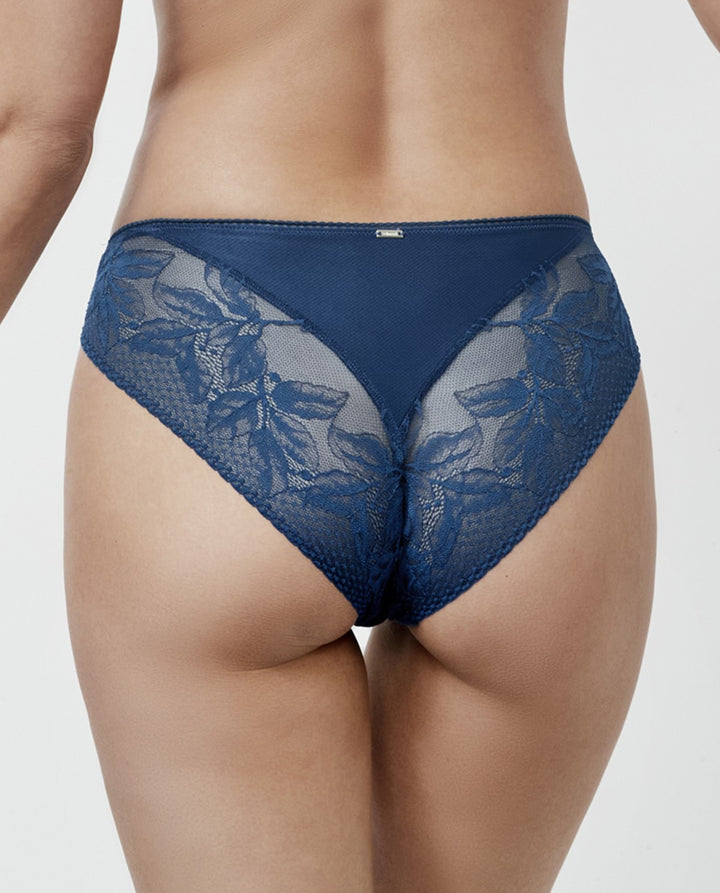 Braga bikini con encaje floral