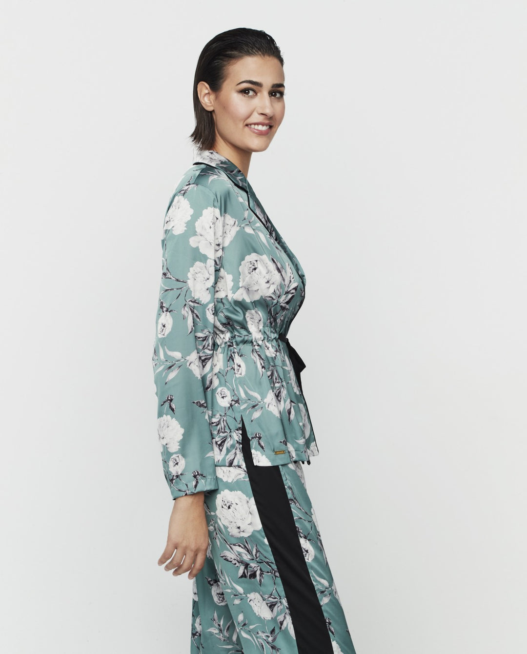 Pijama lencero camisero estampado floral