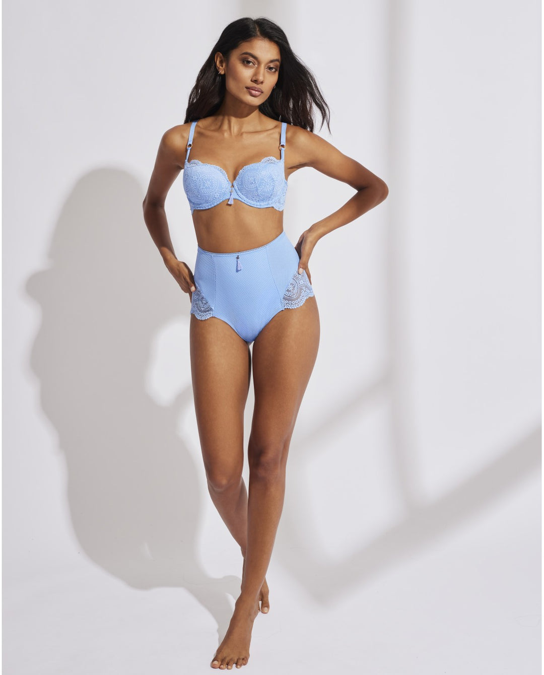 Sujetador moldeador de encaje-Sujetador-Blonda