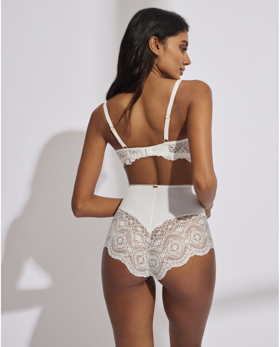 Sujetador moldeador de encaje-Sujetador-Blonda