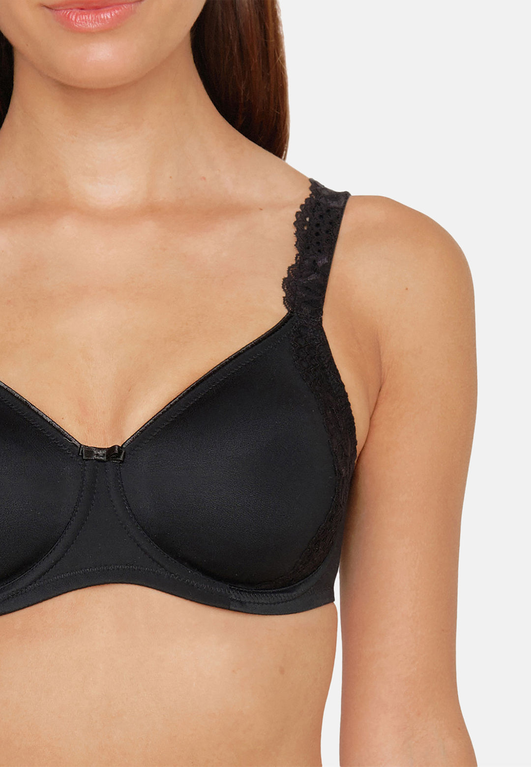 Sujetador reductor con aros y copas moldeadas-Sujetador-Blonda