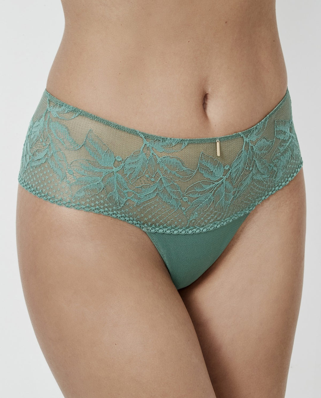 Tanga culotte con encaje floral